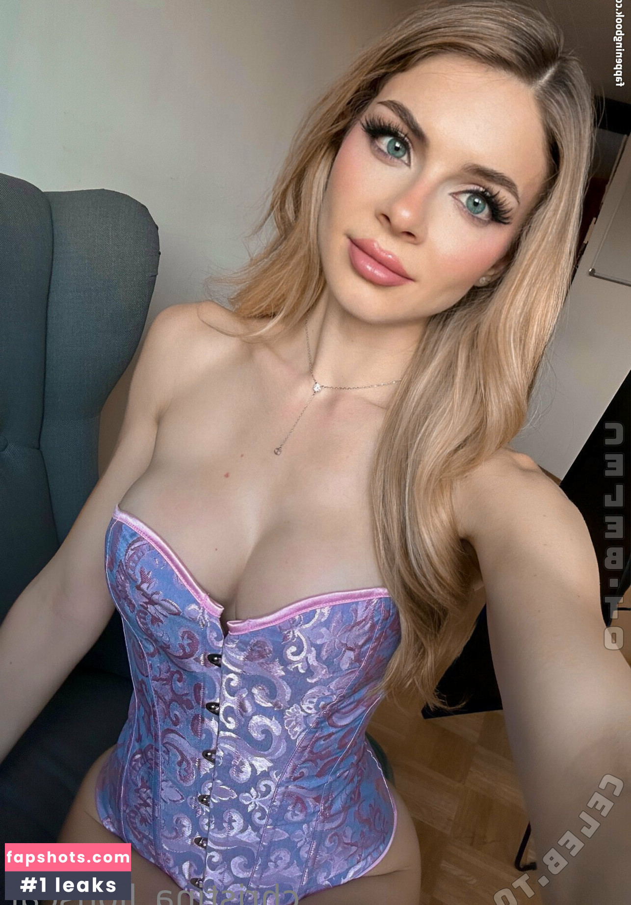 Christina Lionscat gallery photo #4