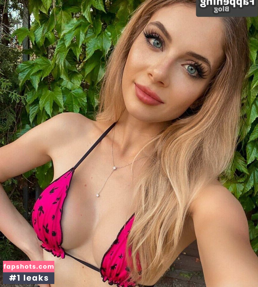 Christina Lionscat gallery photo #53