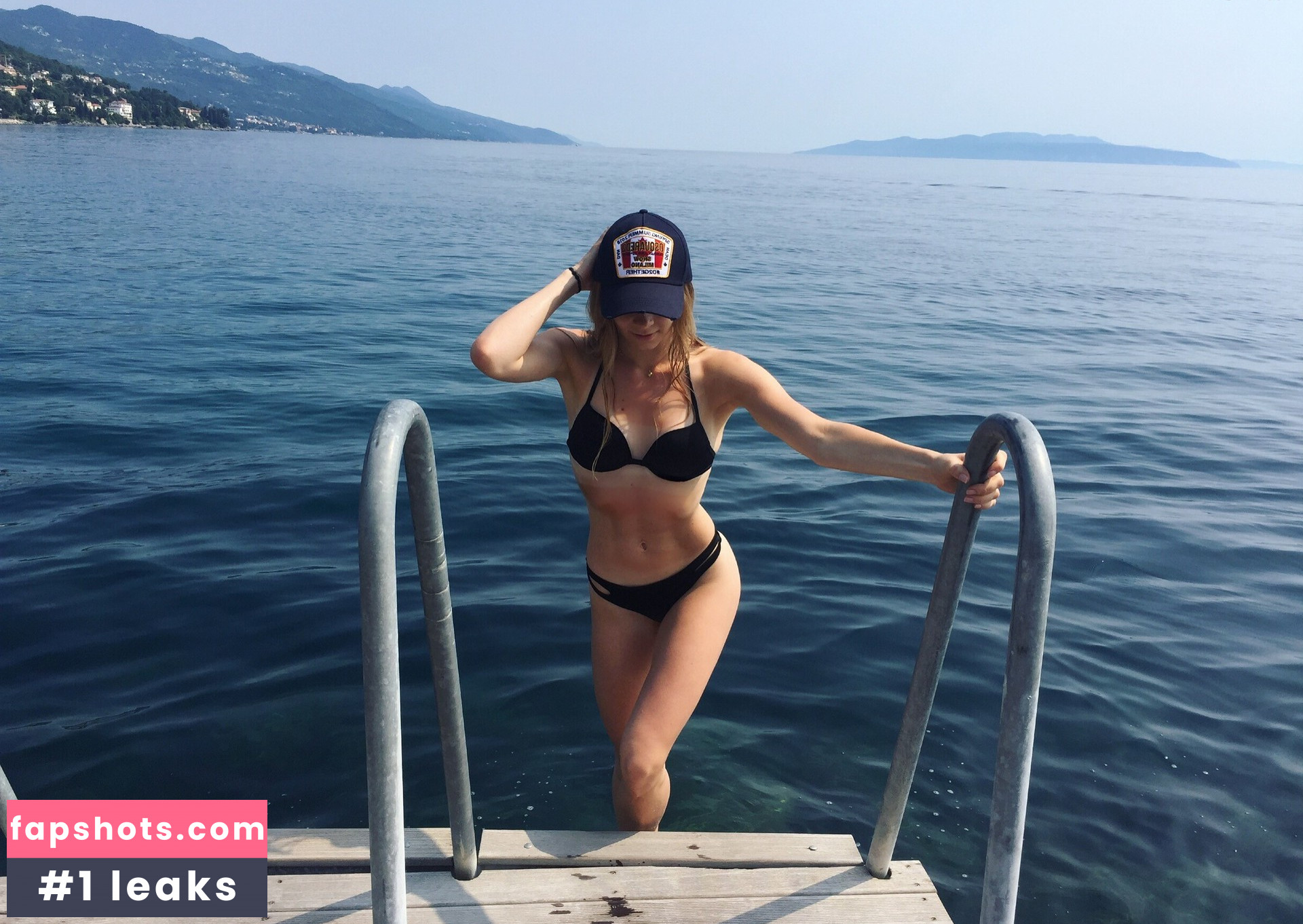 Christina Lionscat gallery photo #81