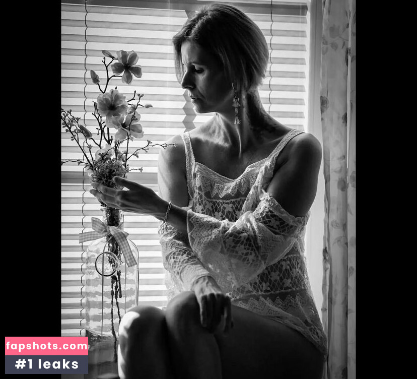 christina.modelpage79