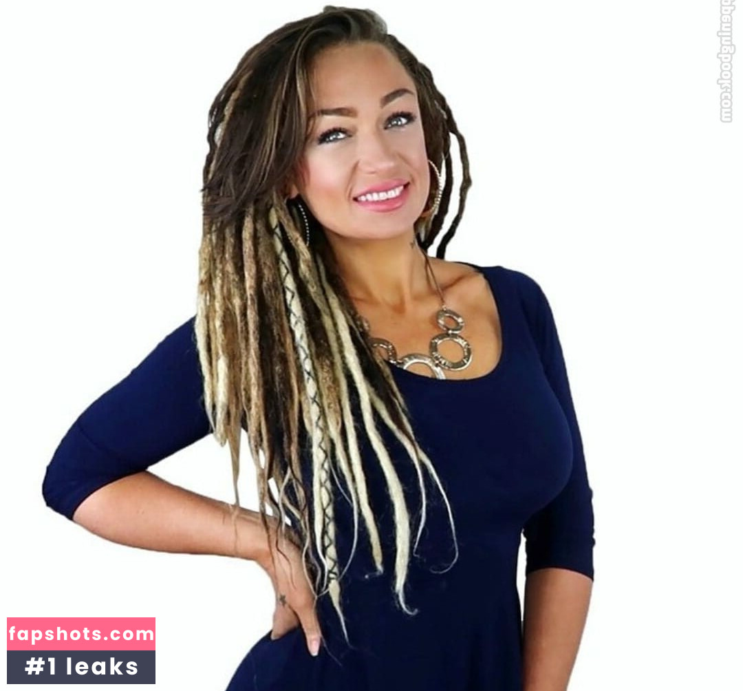 Christina Randall gallery photo #7