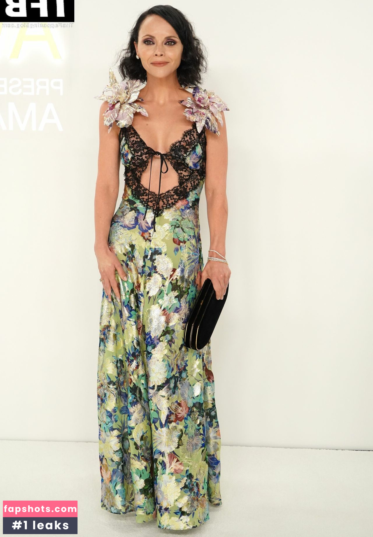 Christina Ricci gallery photo #101