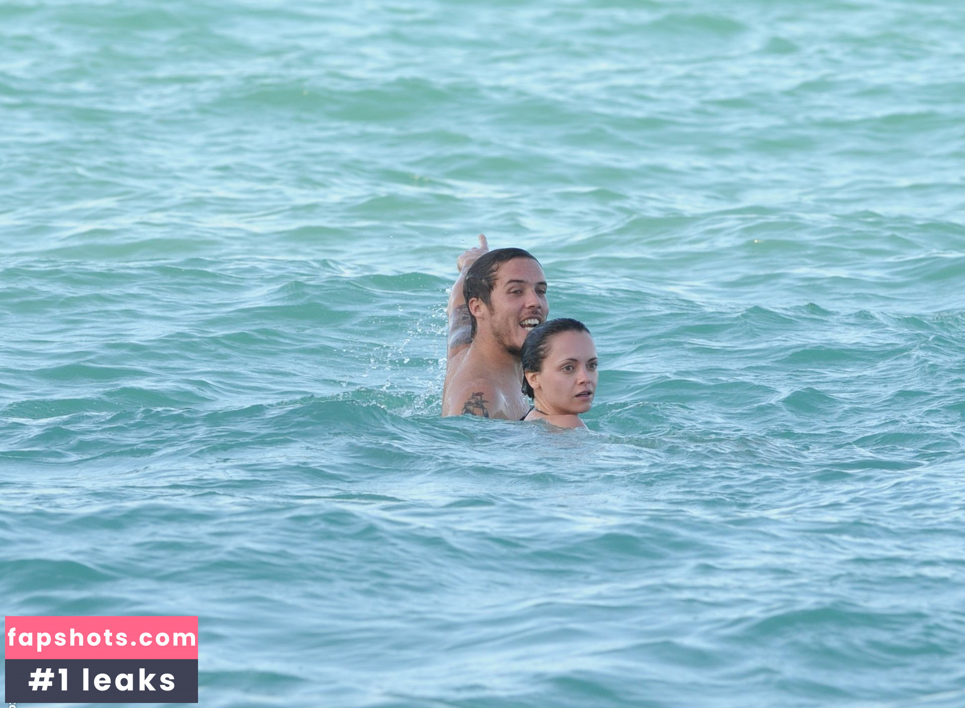 Christina Ricci gallery photo #120