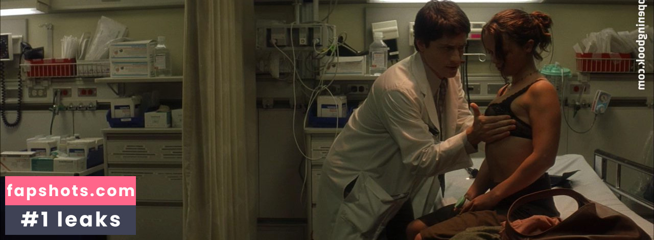 Christina Ricci gallery photo #163