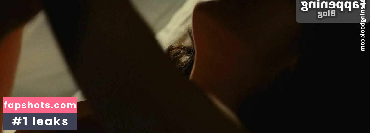 Christina Ricci gallery photo #18