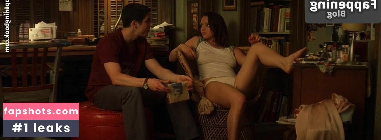 Christina Ricci gallery photo #19