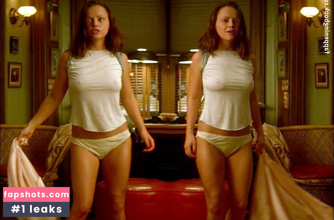 Christina Ricci gallery photo #186