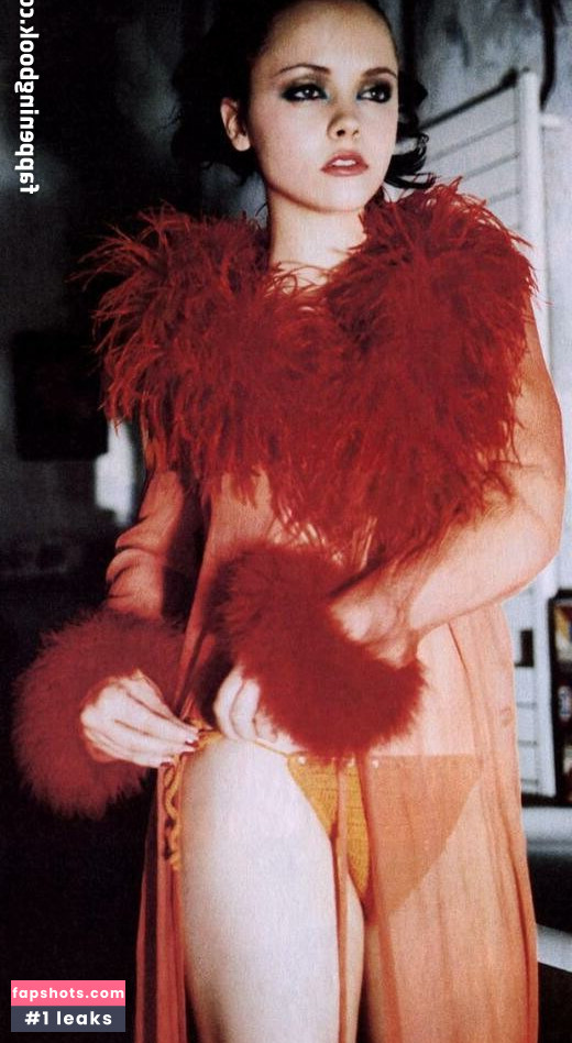 Christina Ricci gallery photo #31