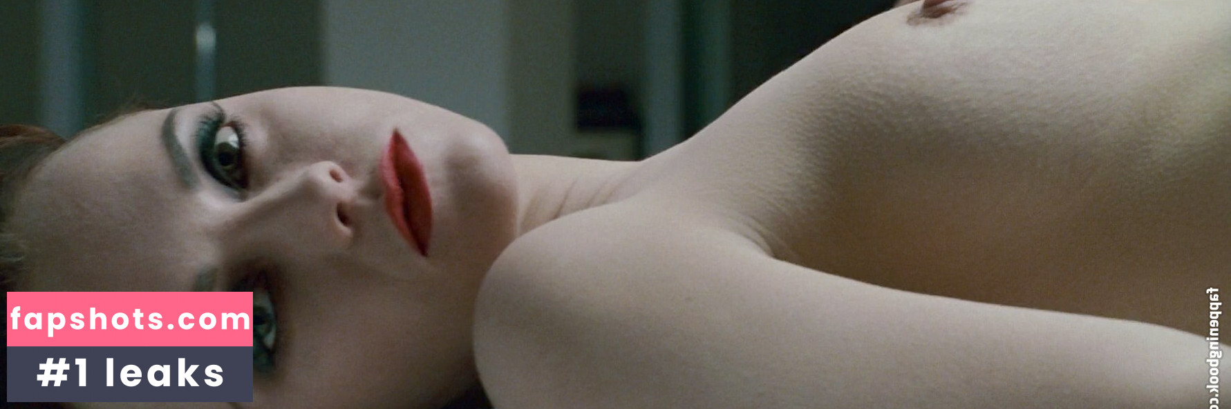 Christina Ricci gallery photo #36