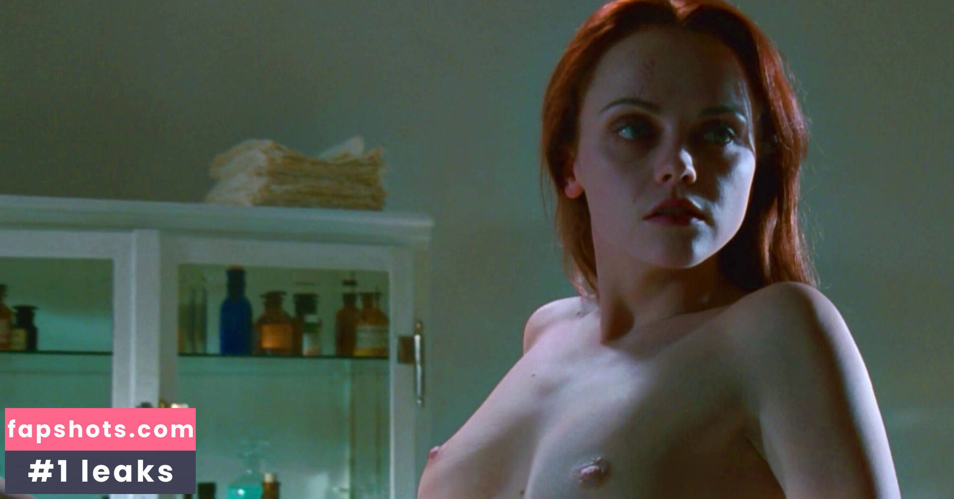 Christina Ricci gallery photo #49