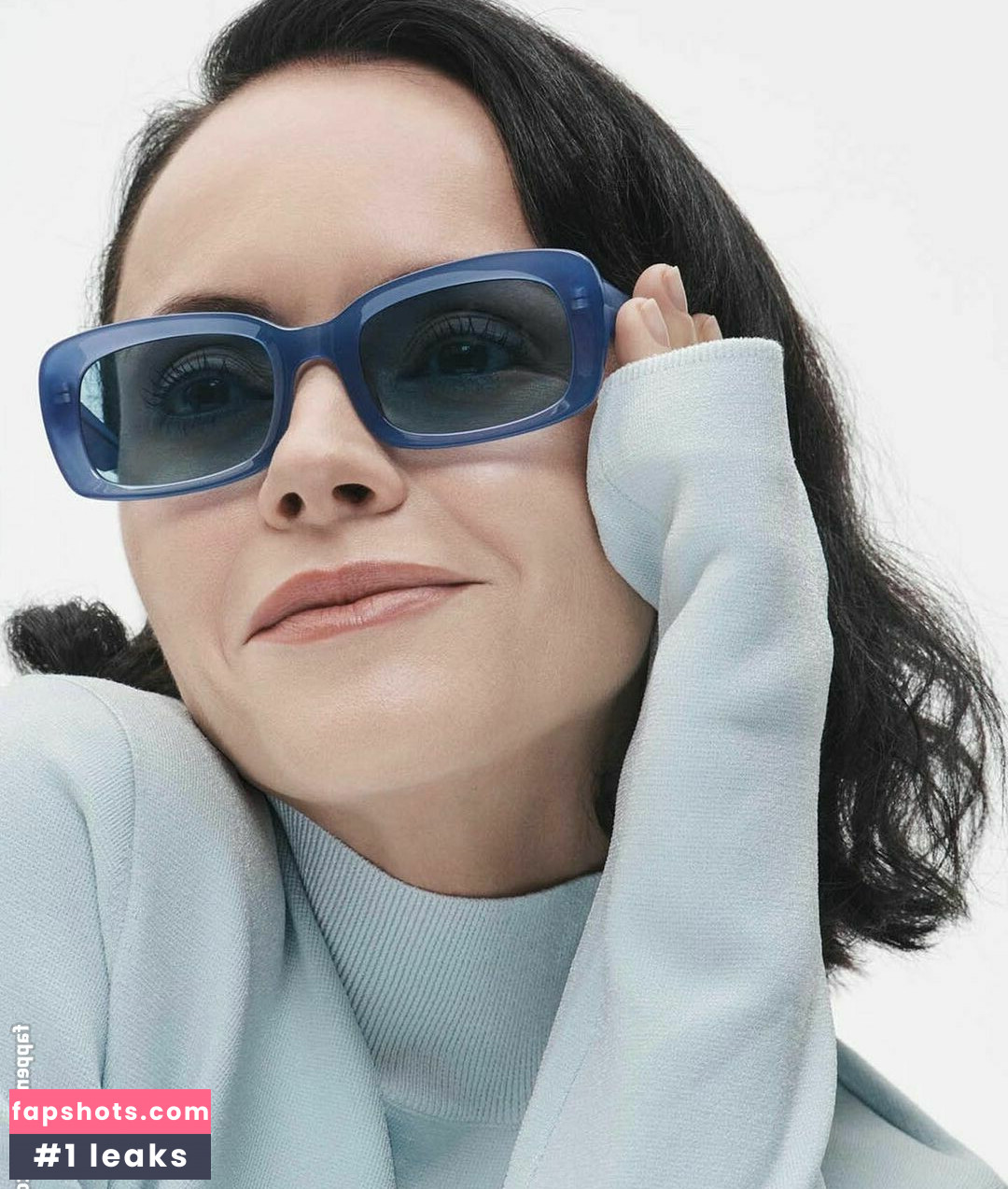 Christina Ricci gallery photo #74