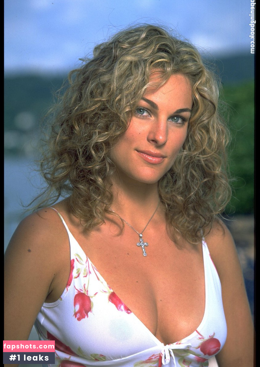 Christina Surer gallery photo #47