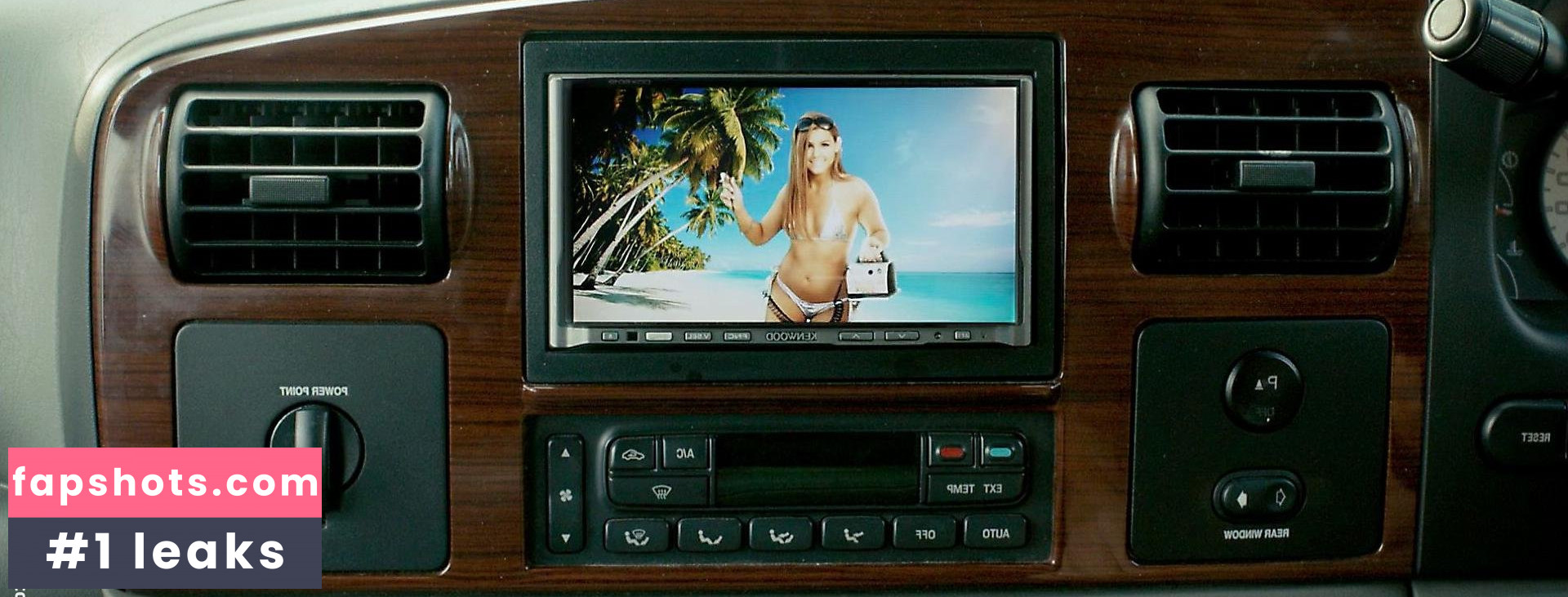 Christine Caraer gallery photo #2