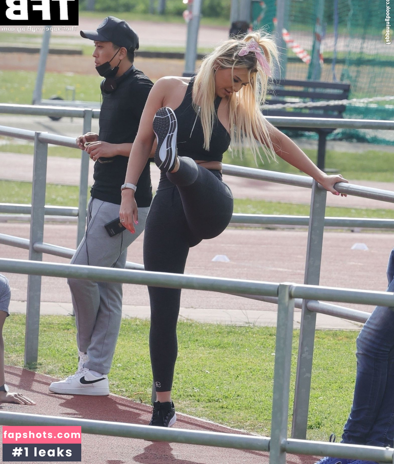 Christine McGuinness gallery photo #292