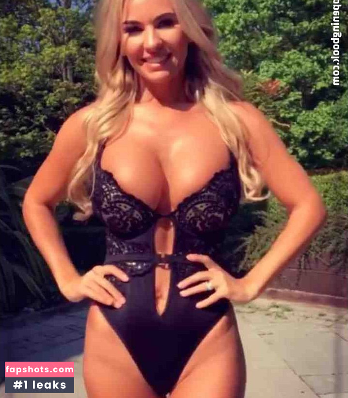 Christine McGuinness gallery photo #466