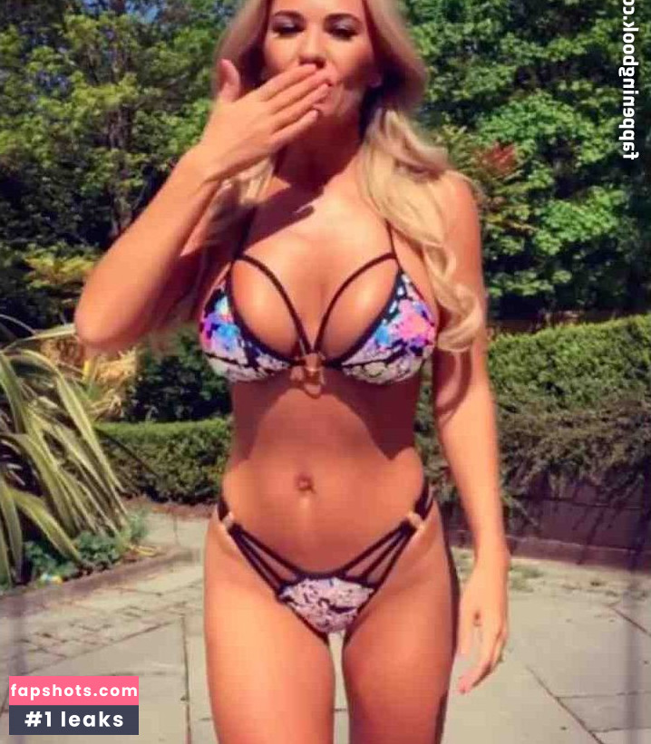 Christine McGuinness gallery photo #476