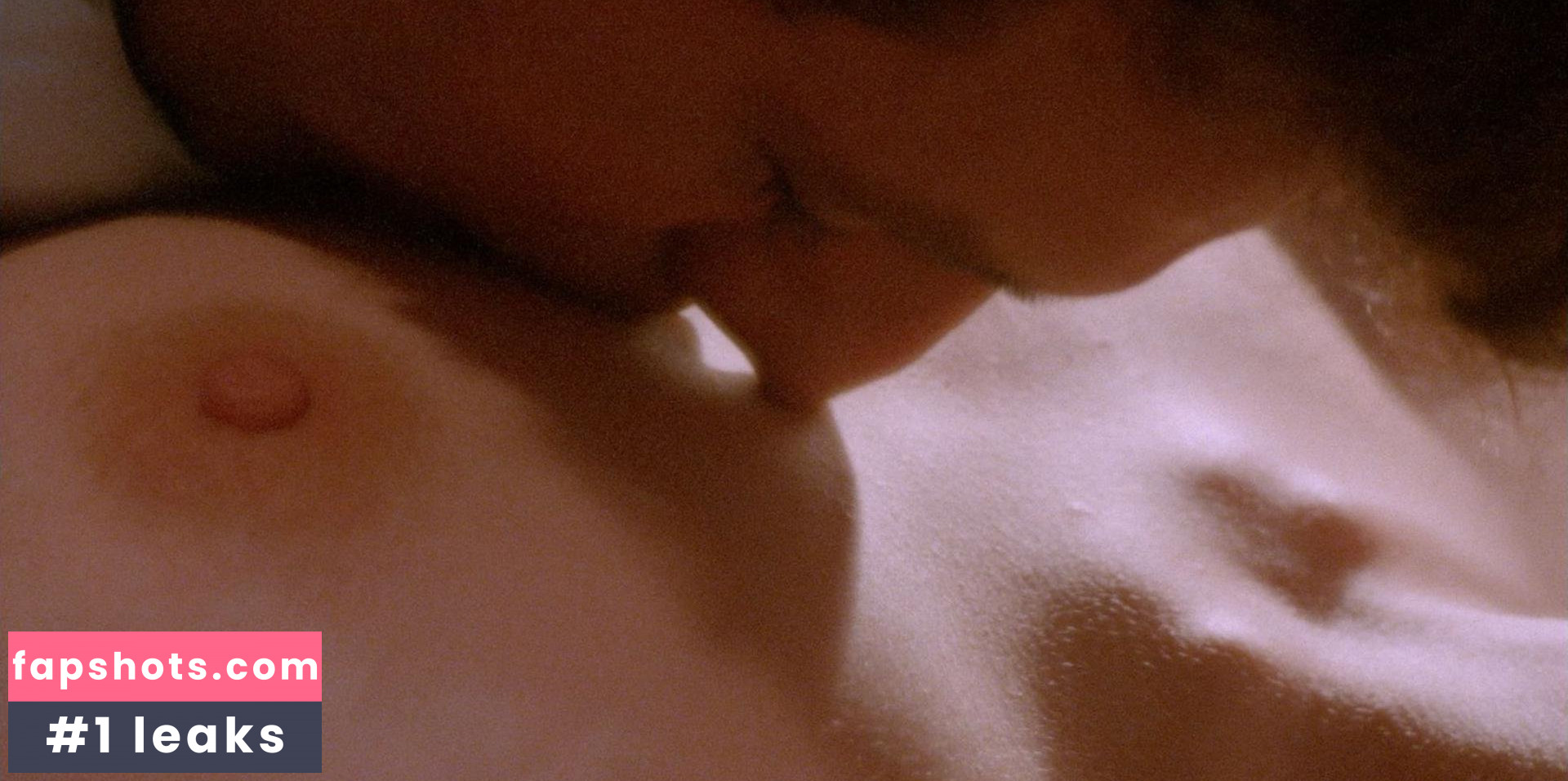 Christine Moore gallery photo #4