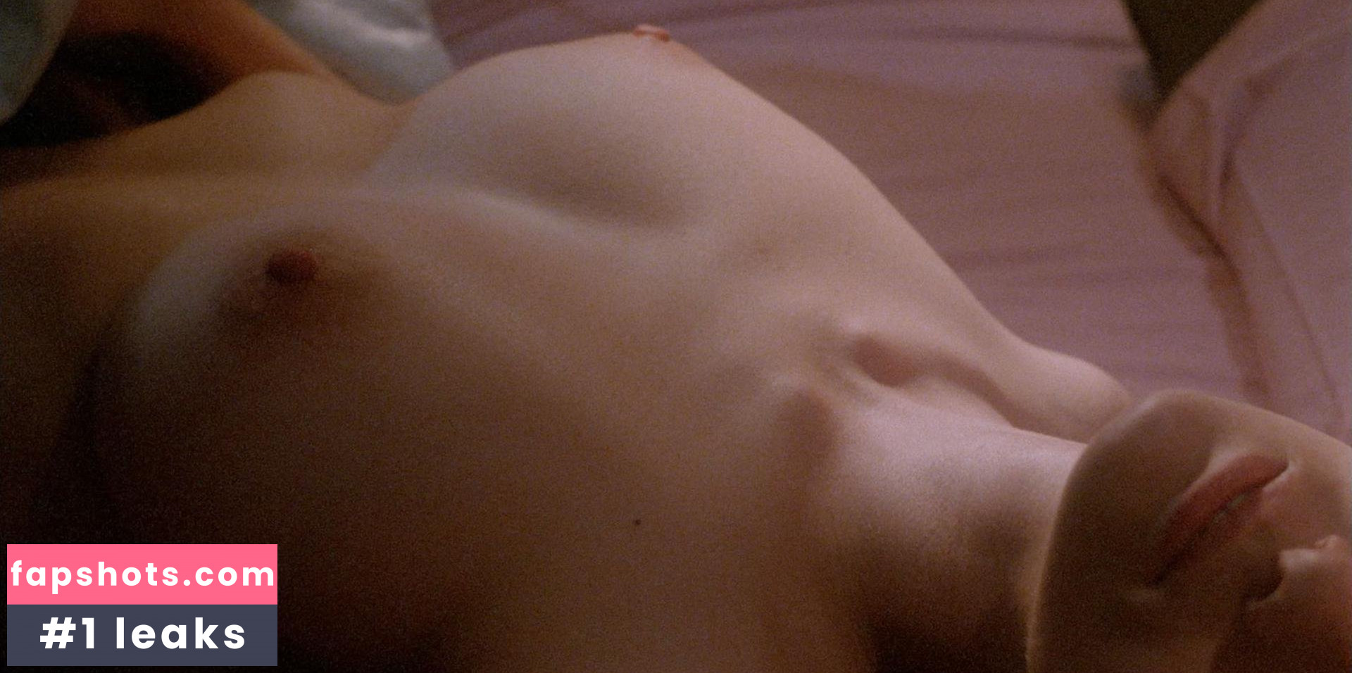 Christine Moore gallery photo #5