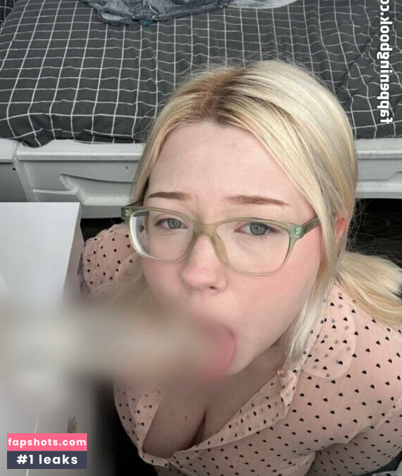 christinecaprice gallery photo #13