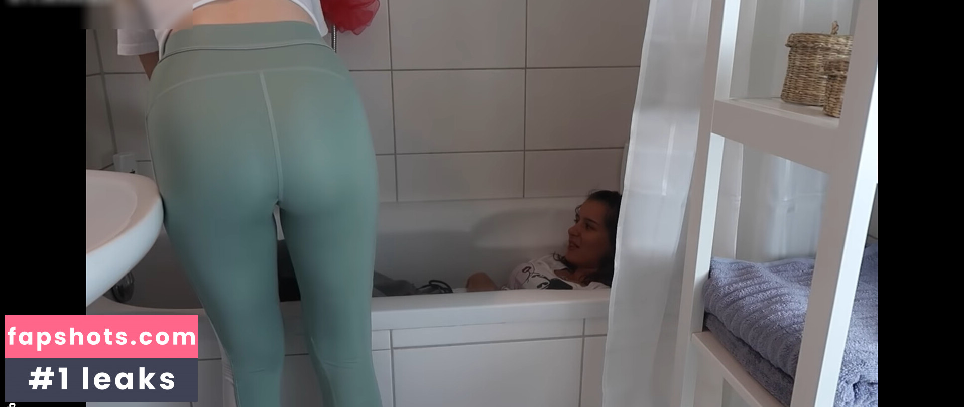 Christinexxe nude babe gallery