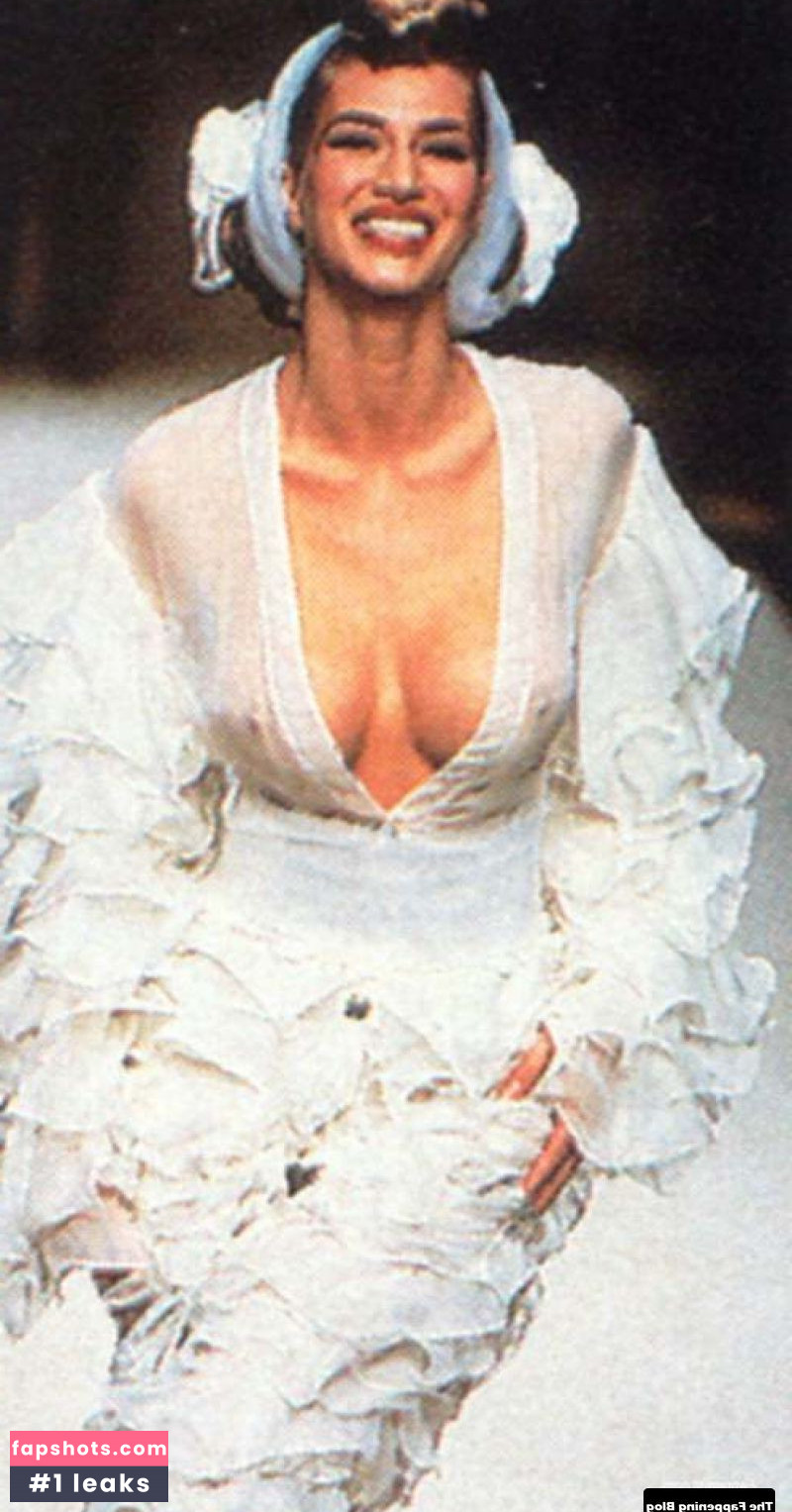 Christy Turlington gallery photo #24