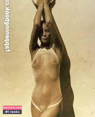 Christy Turlington gallery photo #37