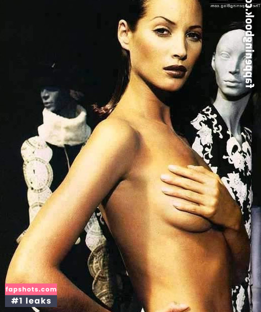 Christy Turlington gallery photo #53