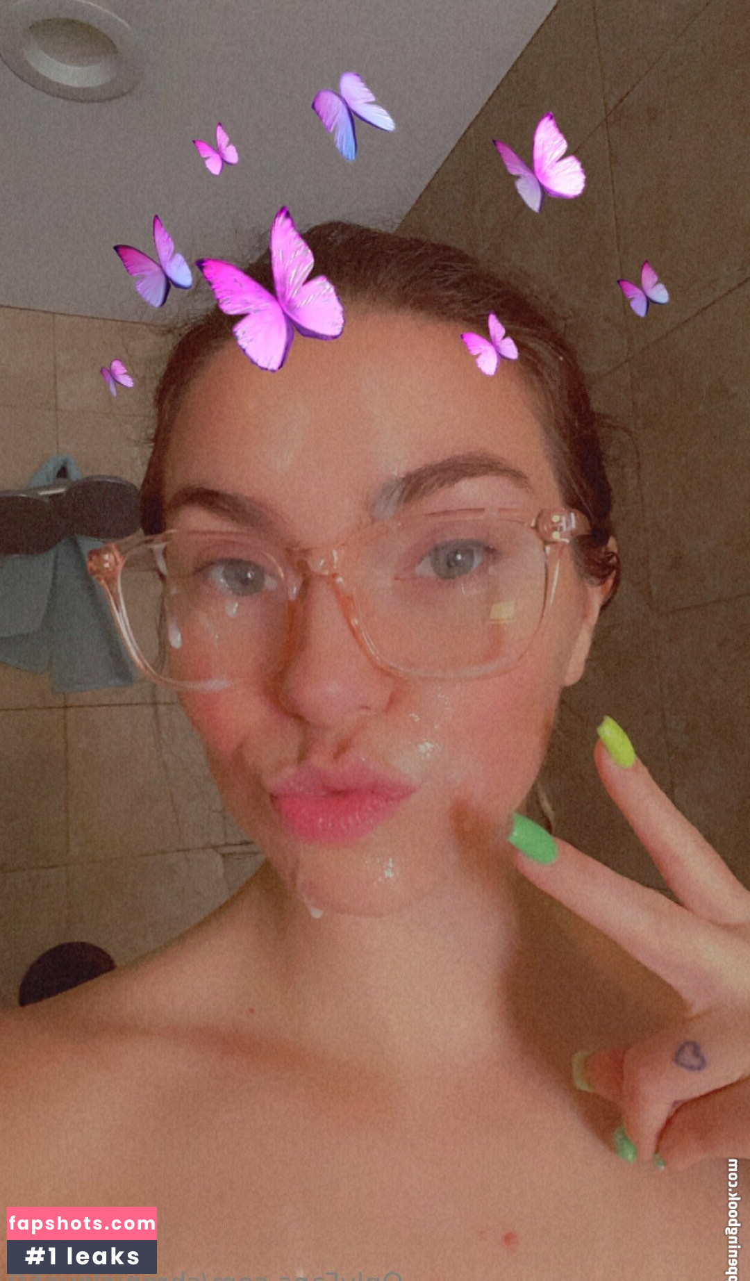 Chroniclove Filtración Desnuda OnlyFans Foto #13 - Fapshots