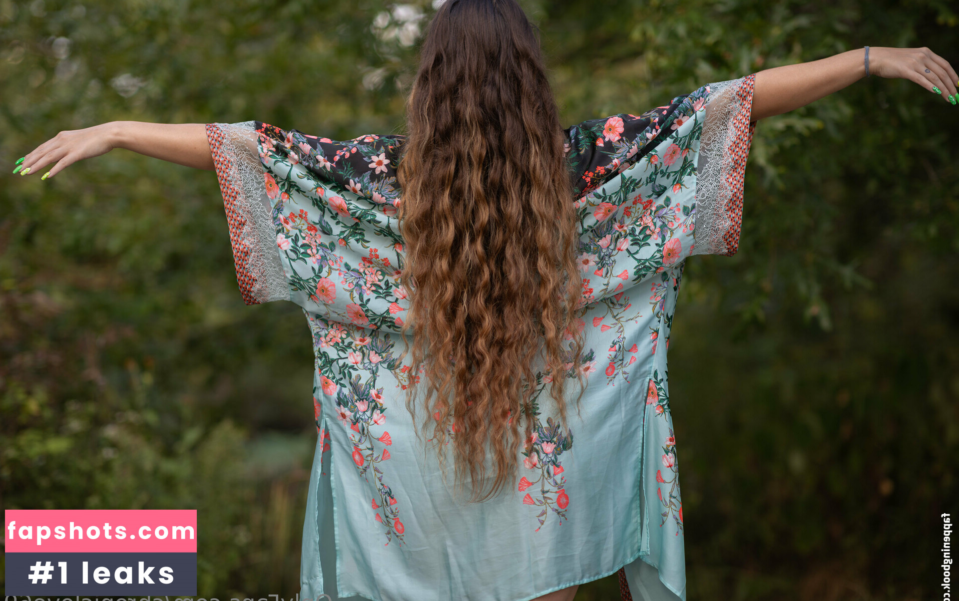 Chroniclove Filtración Desnuda OnlyFans Foto #6 - Fapshots