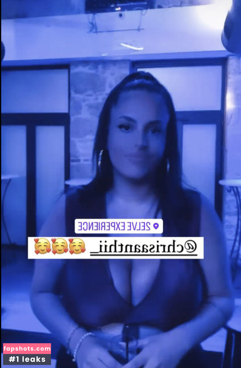 Chrysanthie gallery photo #3