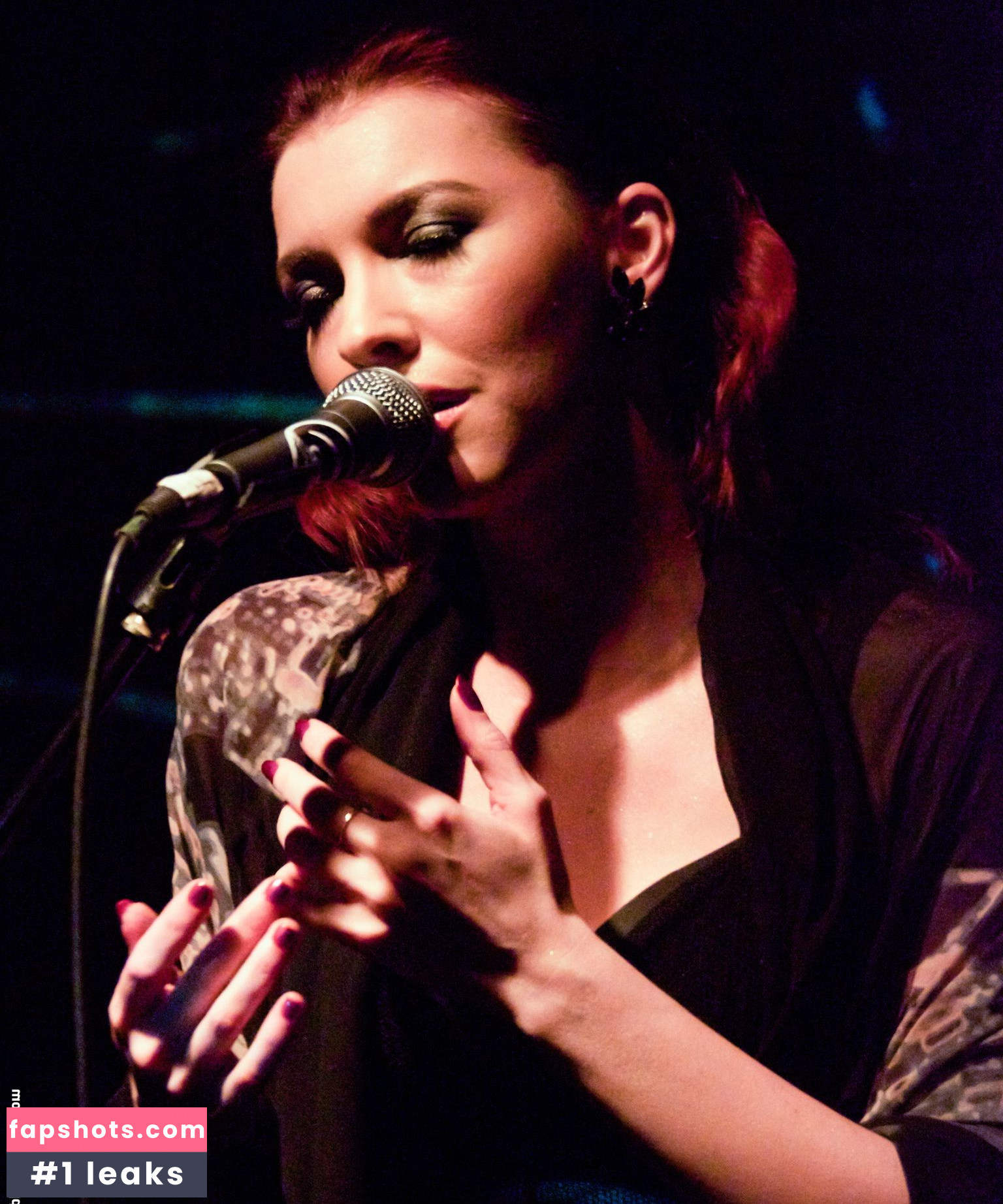 Chrysta Bell Nude Leaks OnlyFans Photos #27 - LeakJerk