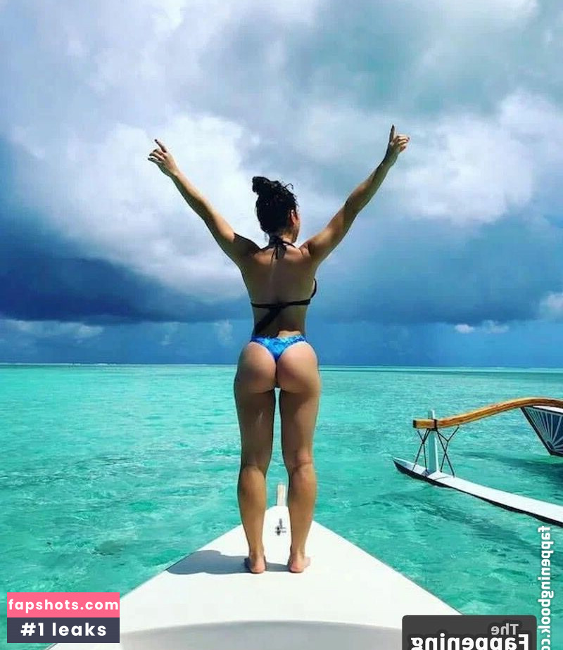 Chrysti Ane gallery photo #7