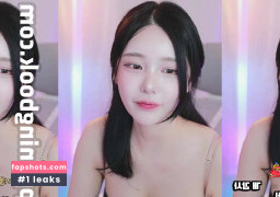 ChuJeong gallery photo #2