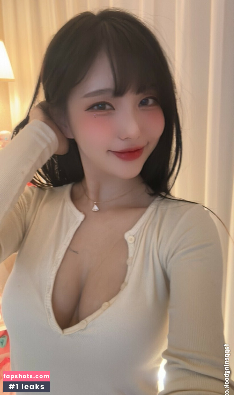 ChuJeong gallery photo #19