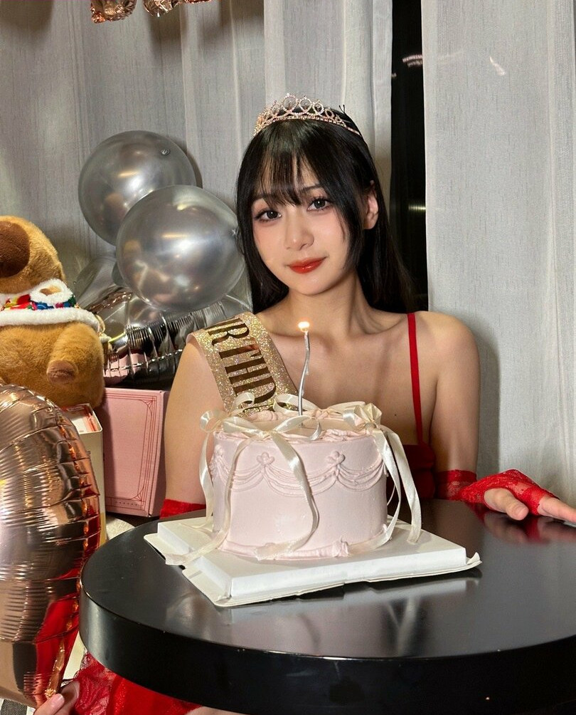 chunmomo gallery photo #1180