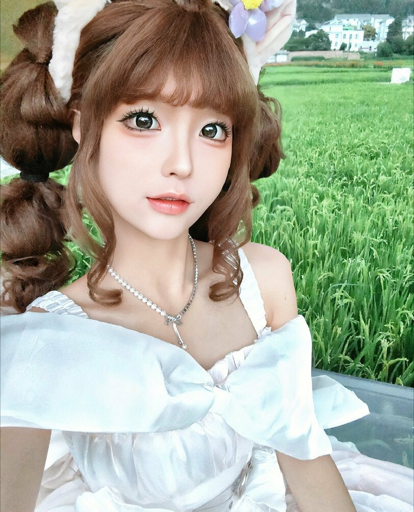 chunmomo gallery photo #1876