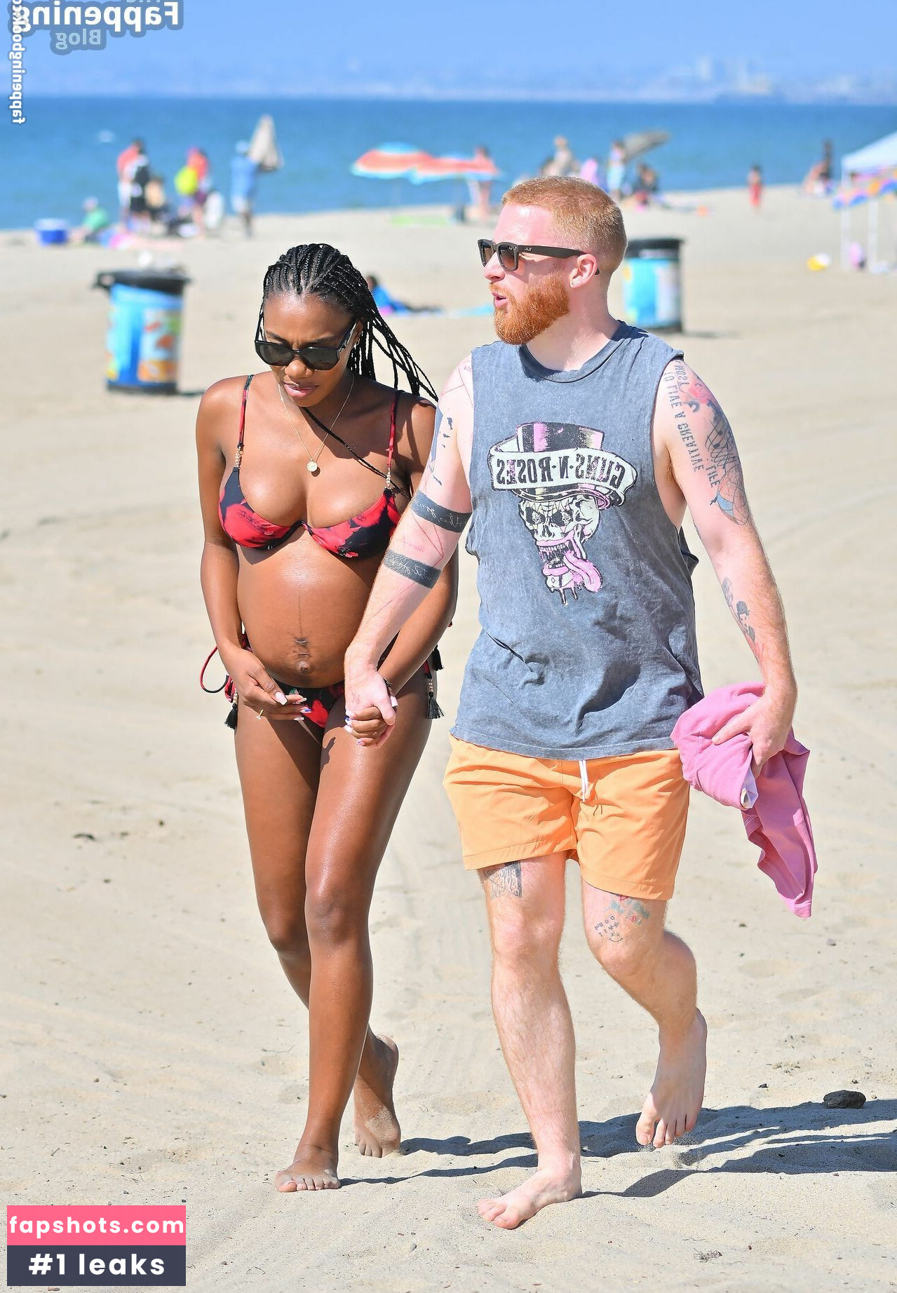 Chyna Mills gallery photo #15