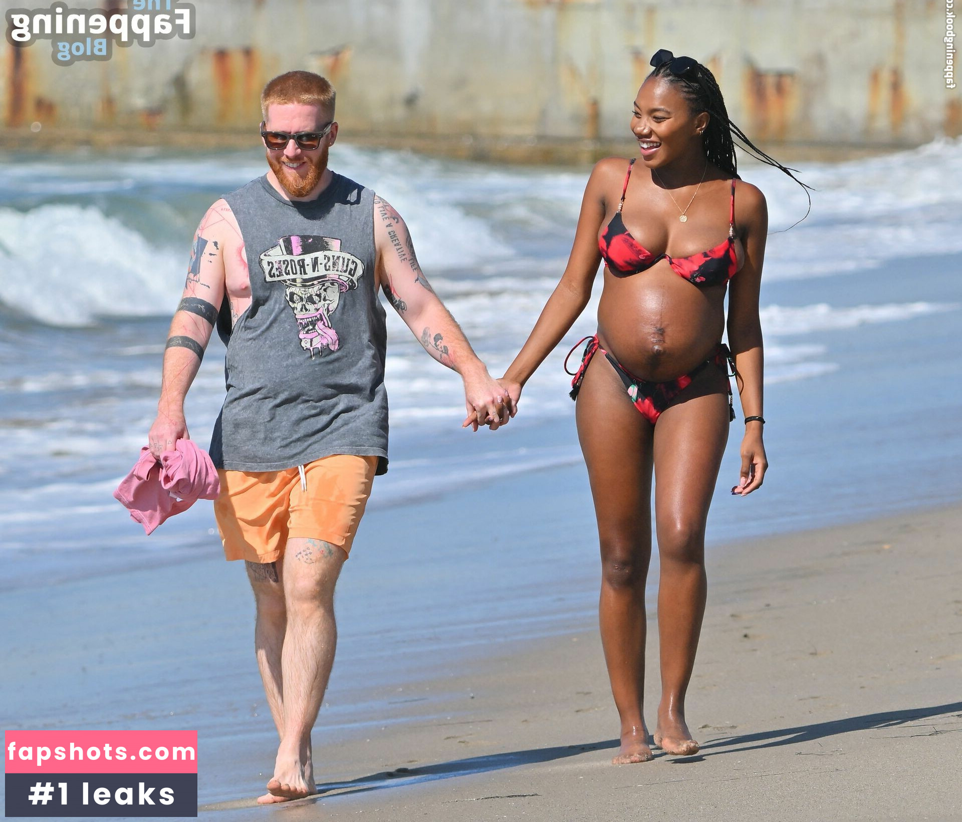 Chyna Mills gallery photo #3