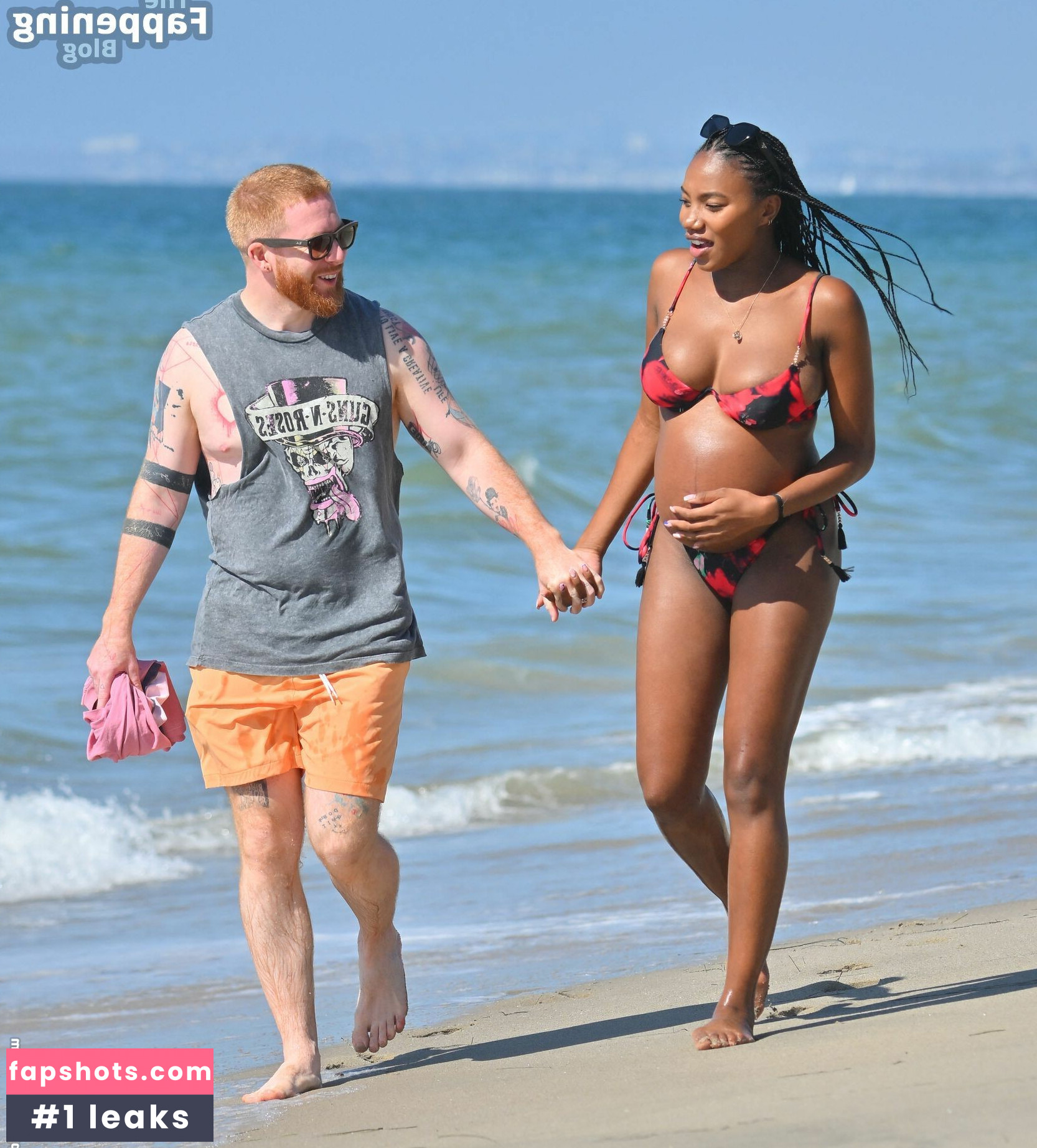 Chyna Mills gallery photo #6