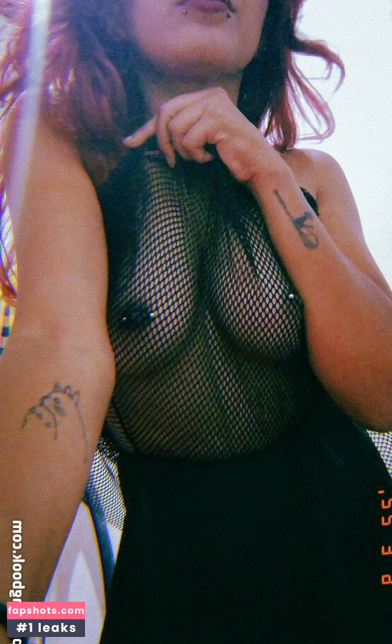 Cida Santiago gallery photo #34