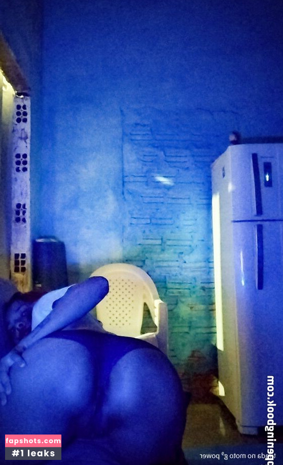 Cida Santiago gallery photo #66