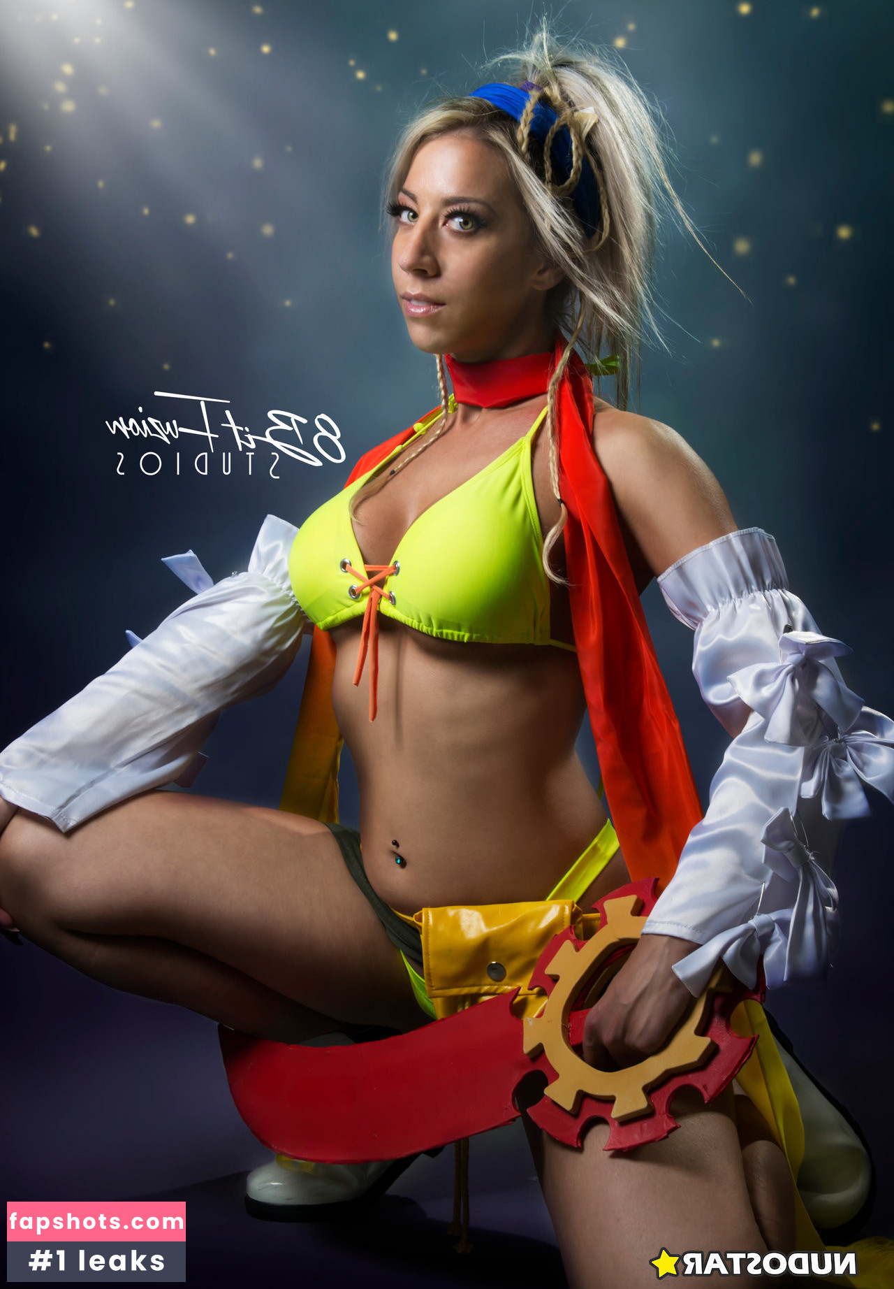 Cindrella Cosplay gallery photo #29