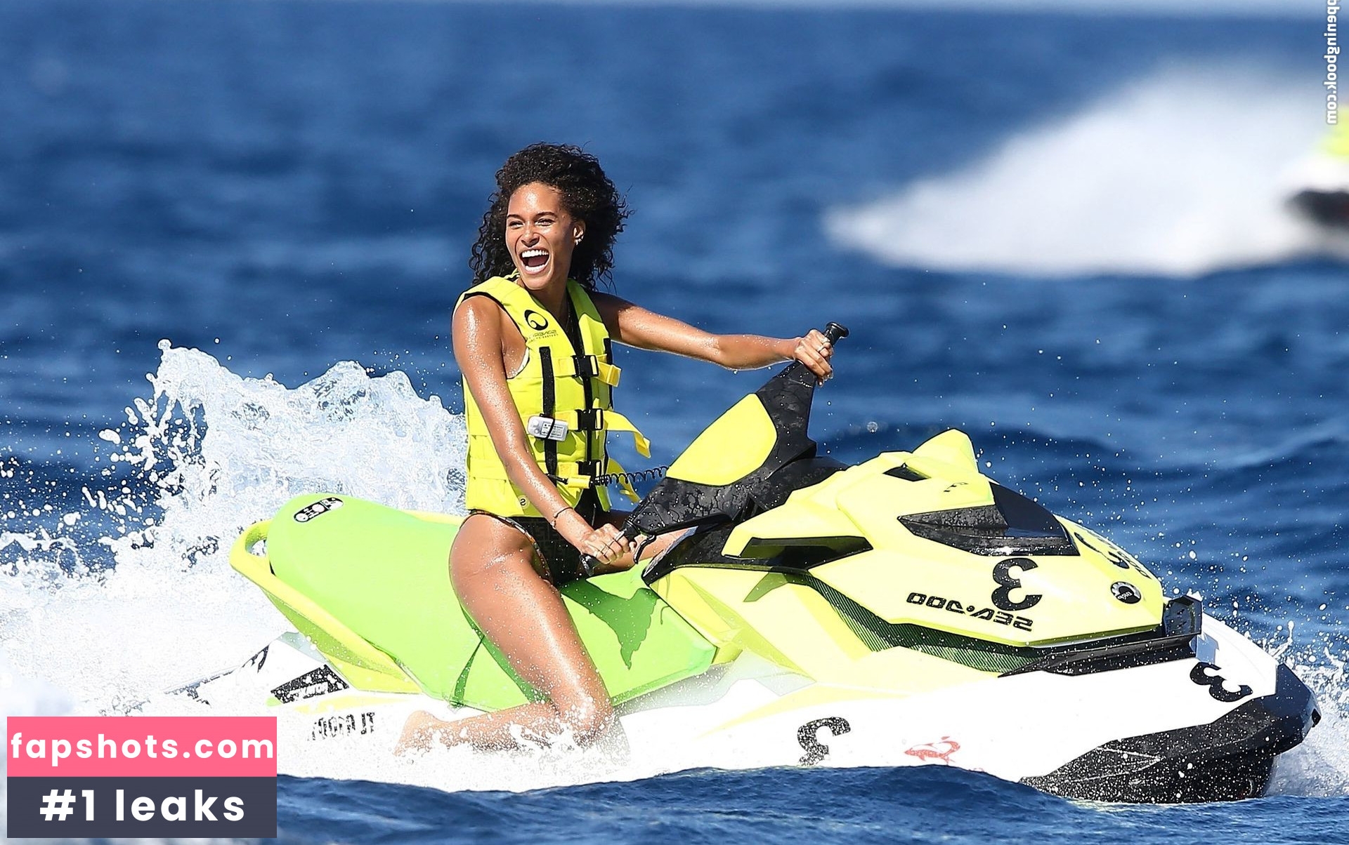 Cindy Bruna gallery photo #219