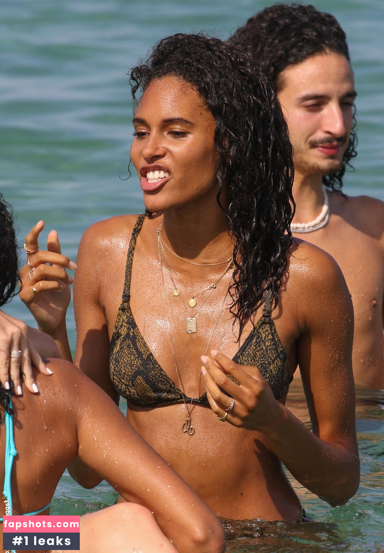 Cindy Bruna gallery photo #286