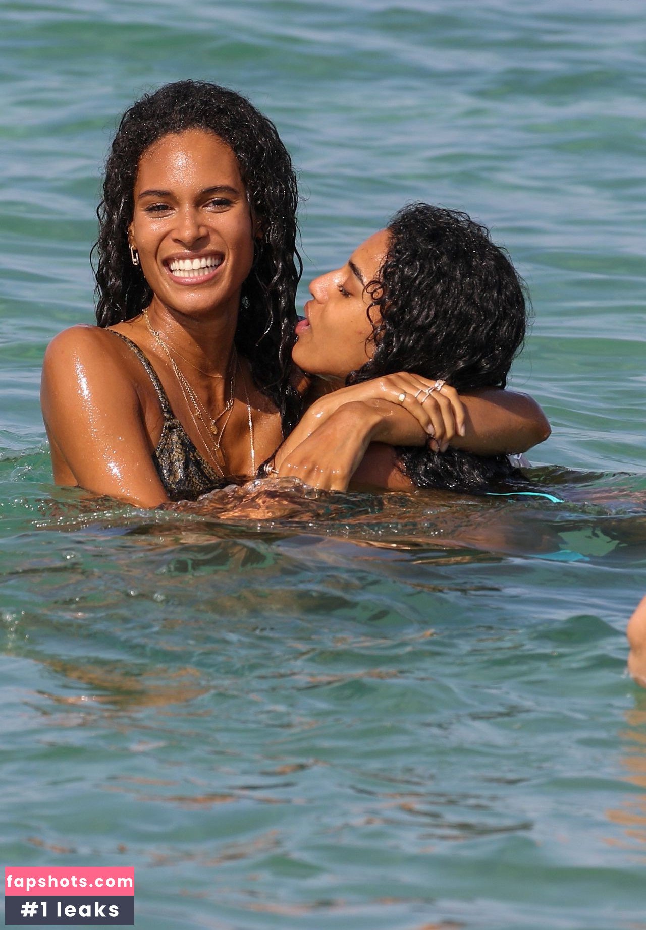 Cindy Bruna gallery photo #297