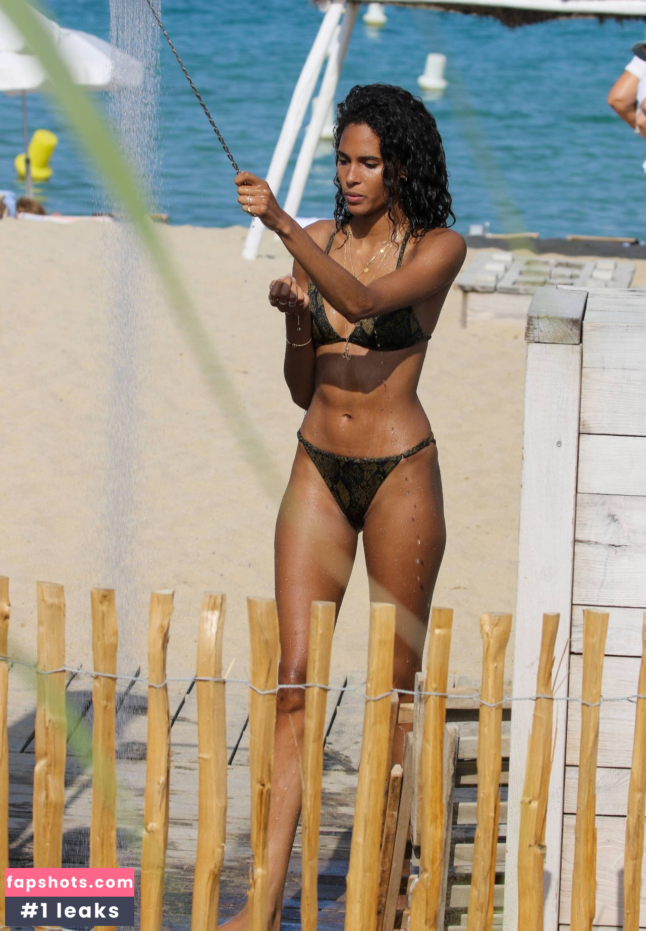 Cindy Bruna gallery photo #329