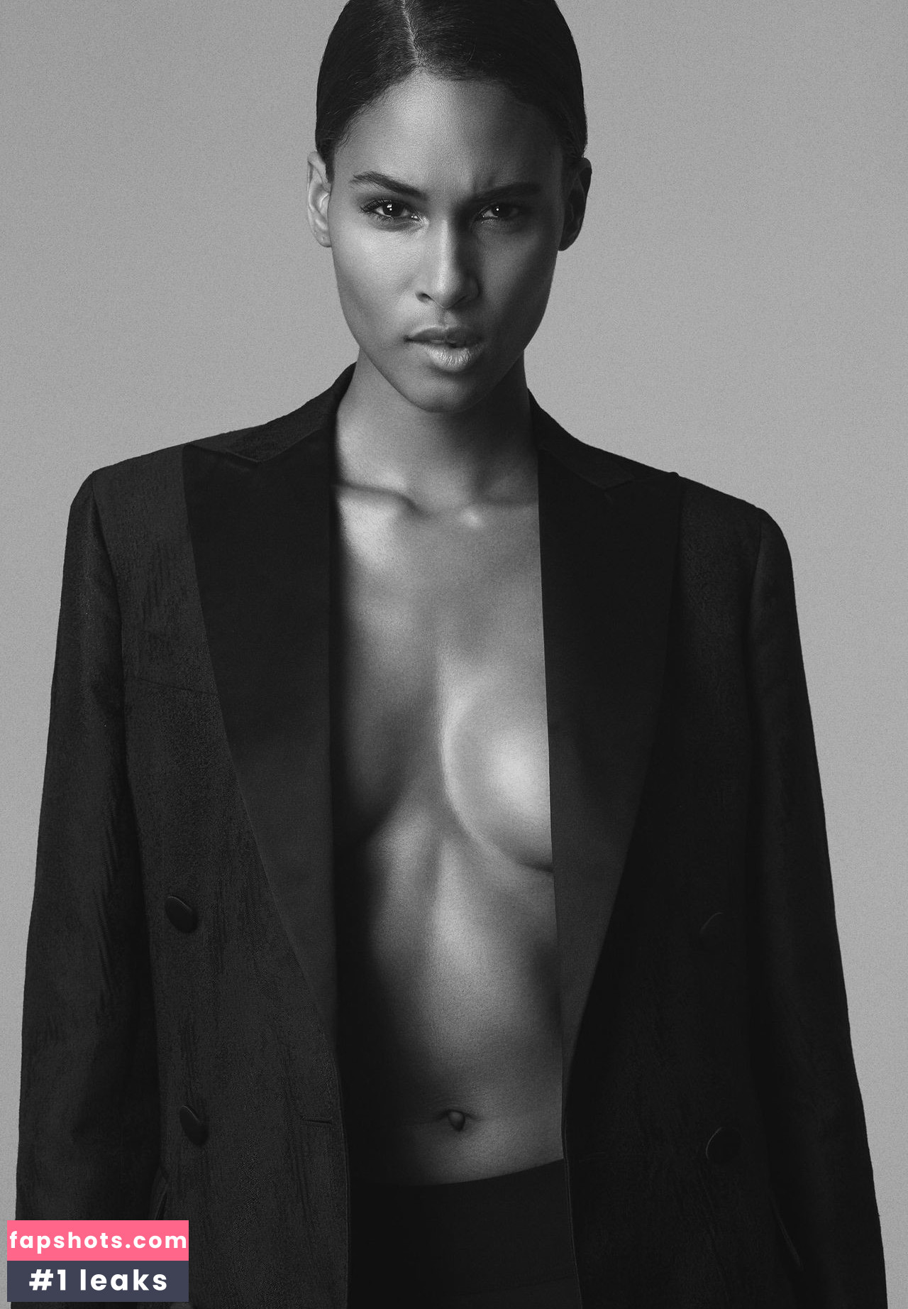 Cindy Bruna gallery photo #354