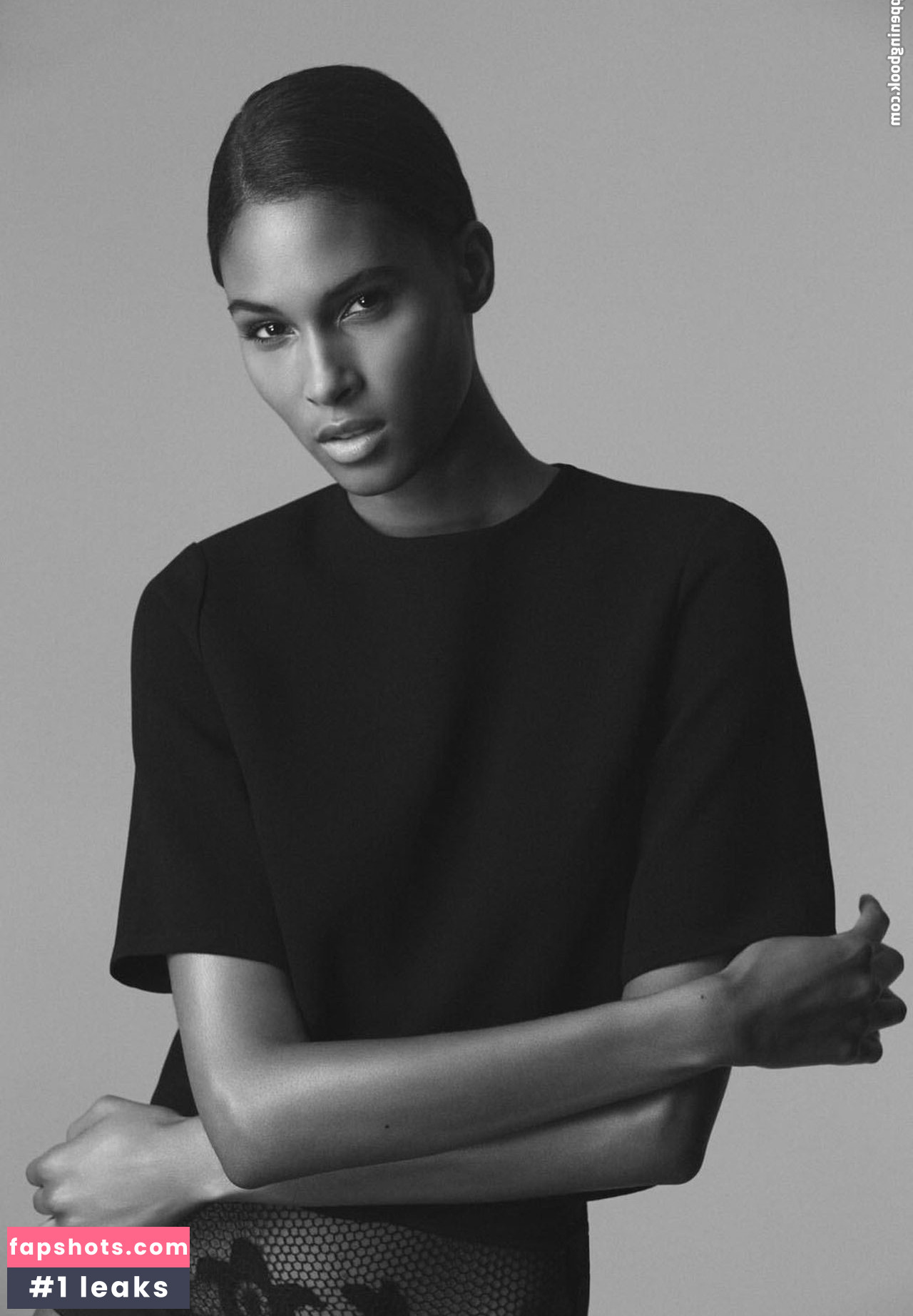 Cindy Bruna gallery photo #357