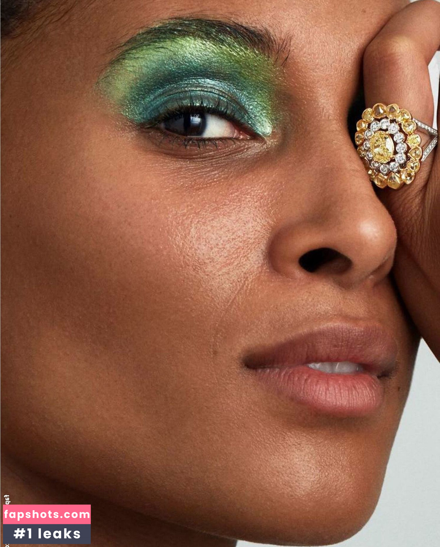 Cindy Bruna gallery photo #364