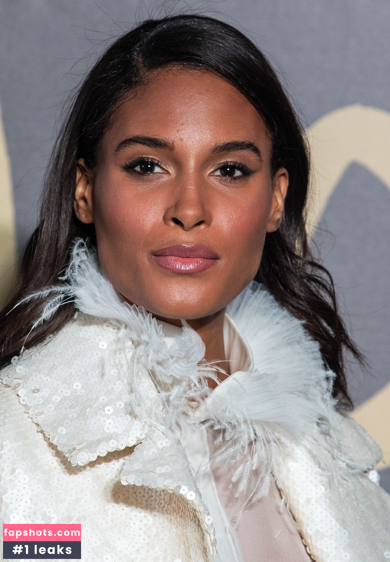 Cindy Bruna gallery photo #429